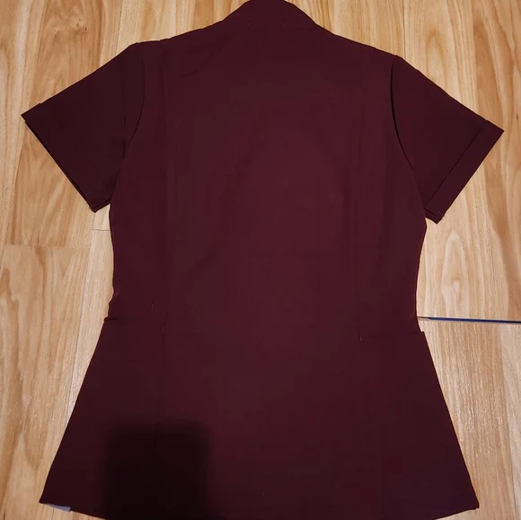XXS Figs Inala Slim Scrub Top, burgundy - Picture 9 of 11